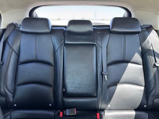 Used 2017 Snowflake White Pearl Mazda Touring 2.5 image 22