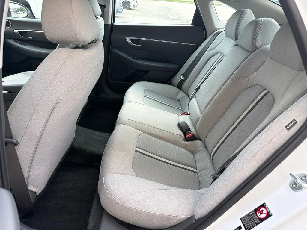 Used 2020 Gray Hyundai SEL image 17