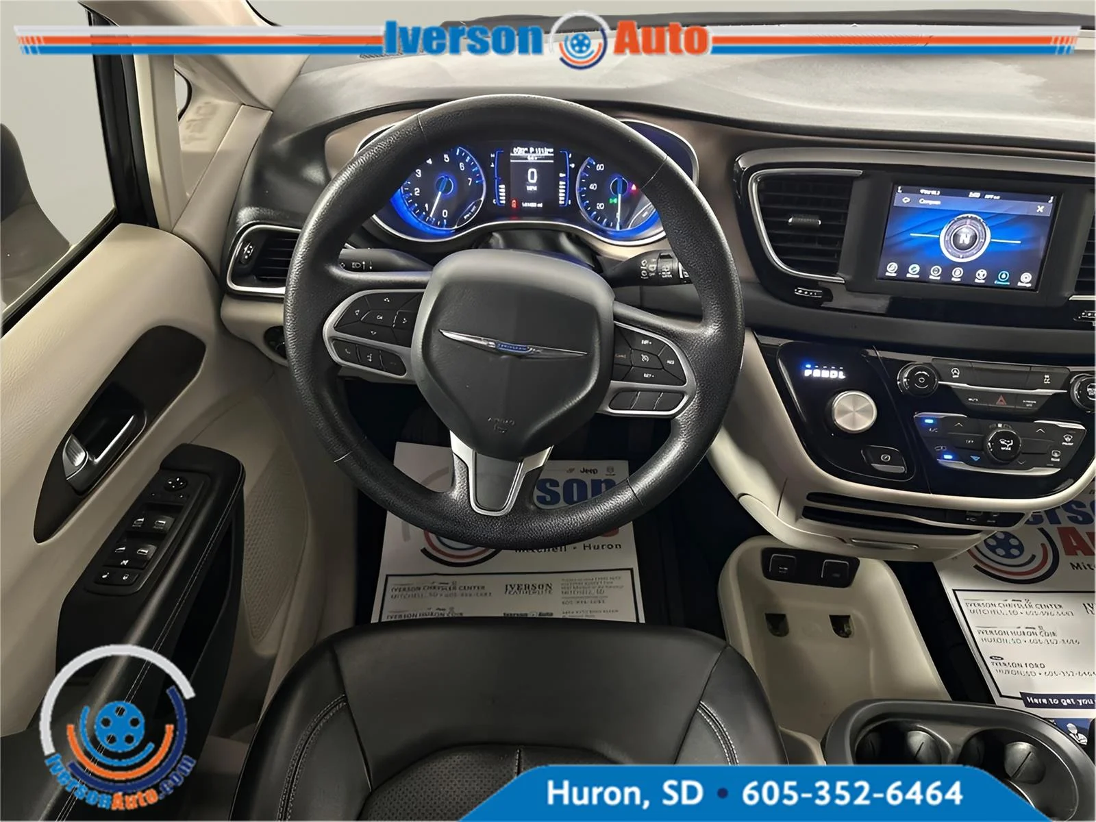 Used 2020 Brilliant Black Crystal Pearlcoat Chrysler LXI image 27
