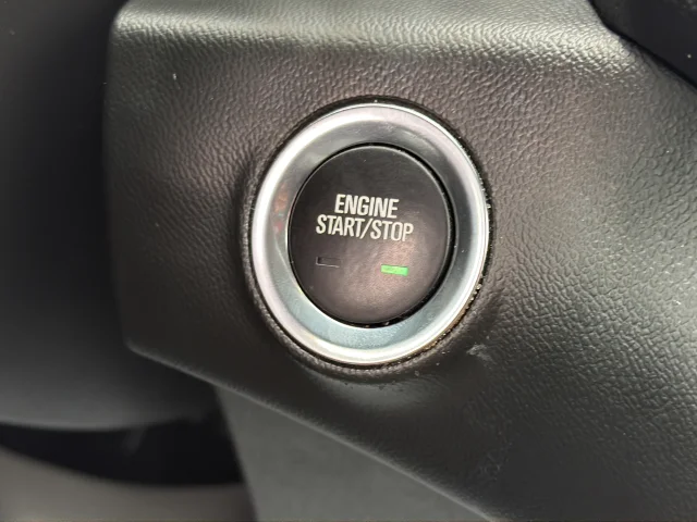 Used 2022 Blue GMC SLT image 13