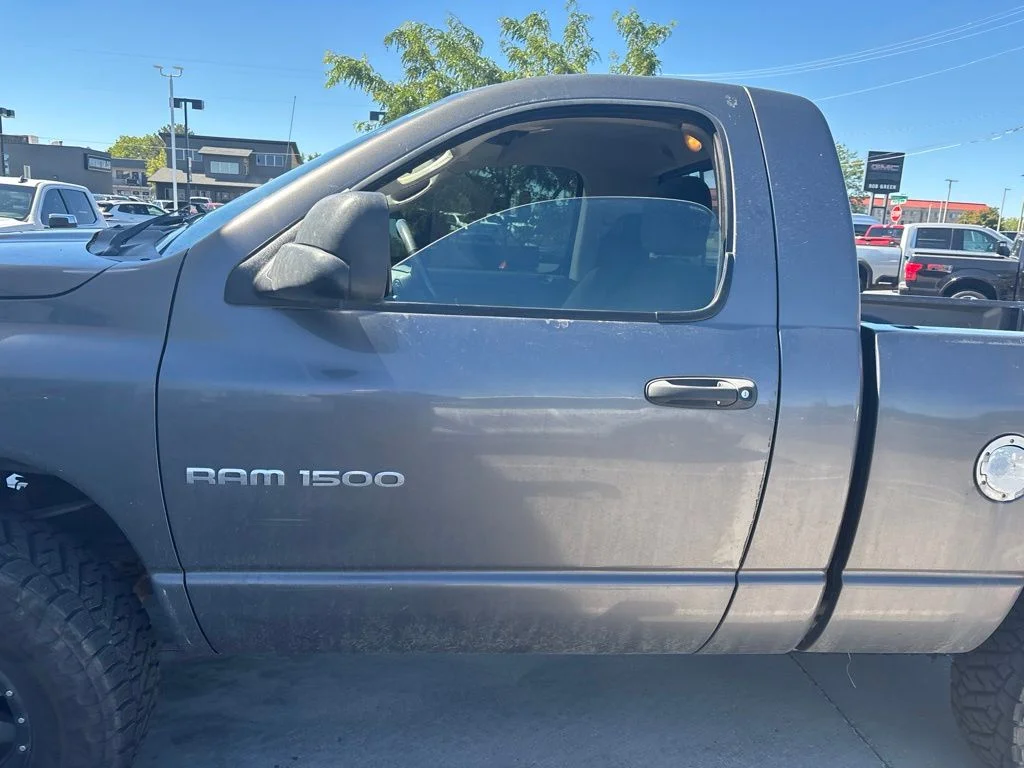 Used 2003  Dodge  image 4