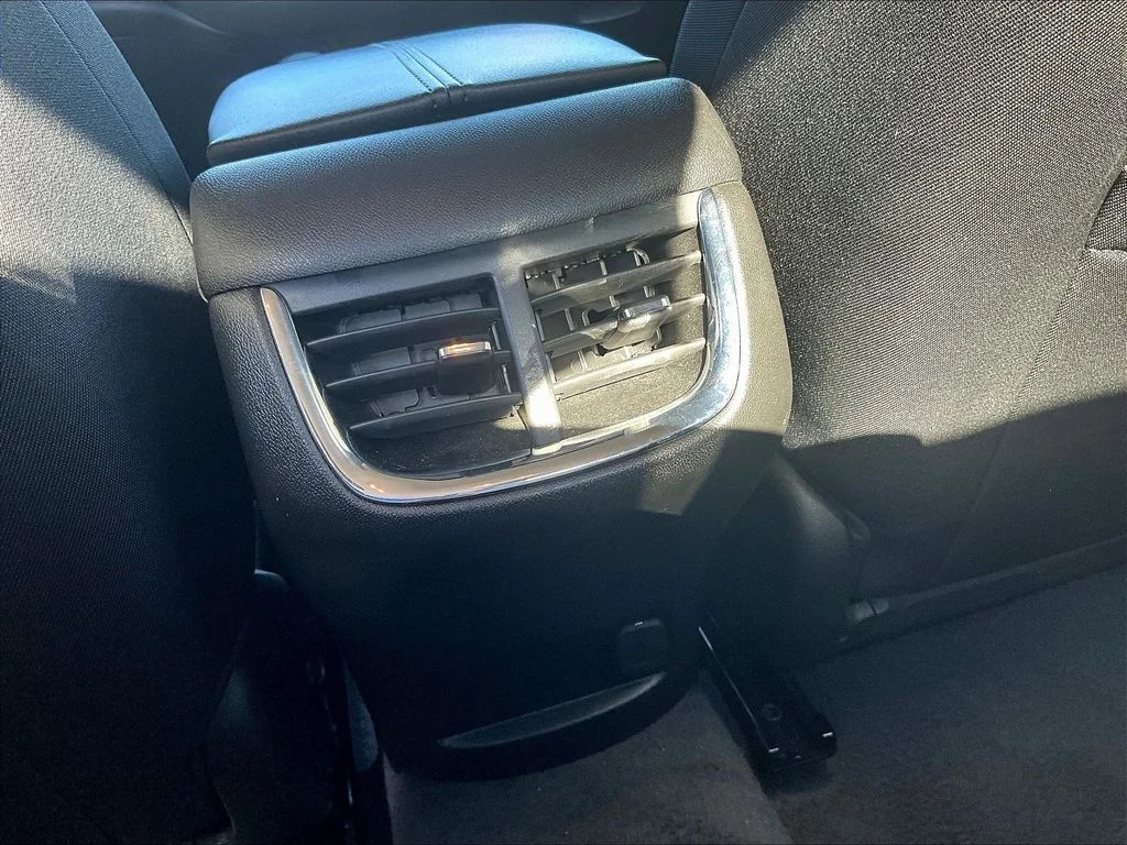2024 Chevrolet Malibu 1LT - Photo 12