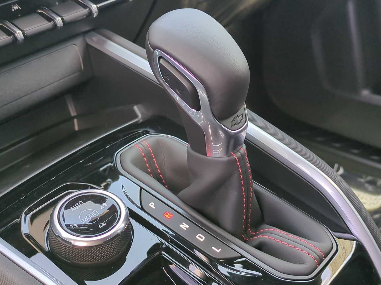 2026 Chevrolet Colorado Z71 - Photo 22