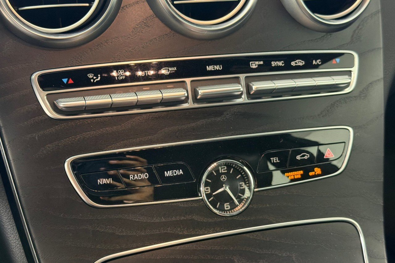 Used 2019 Black Mercedes-Benz C 300 image 18
