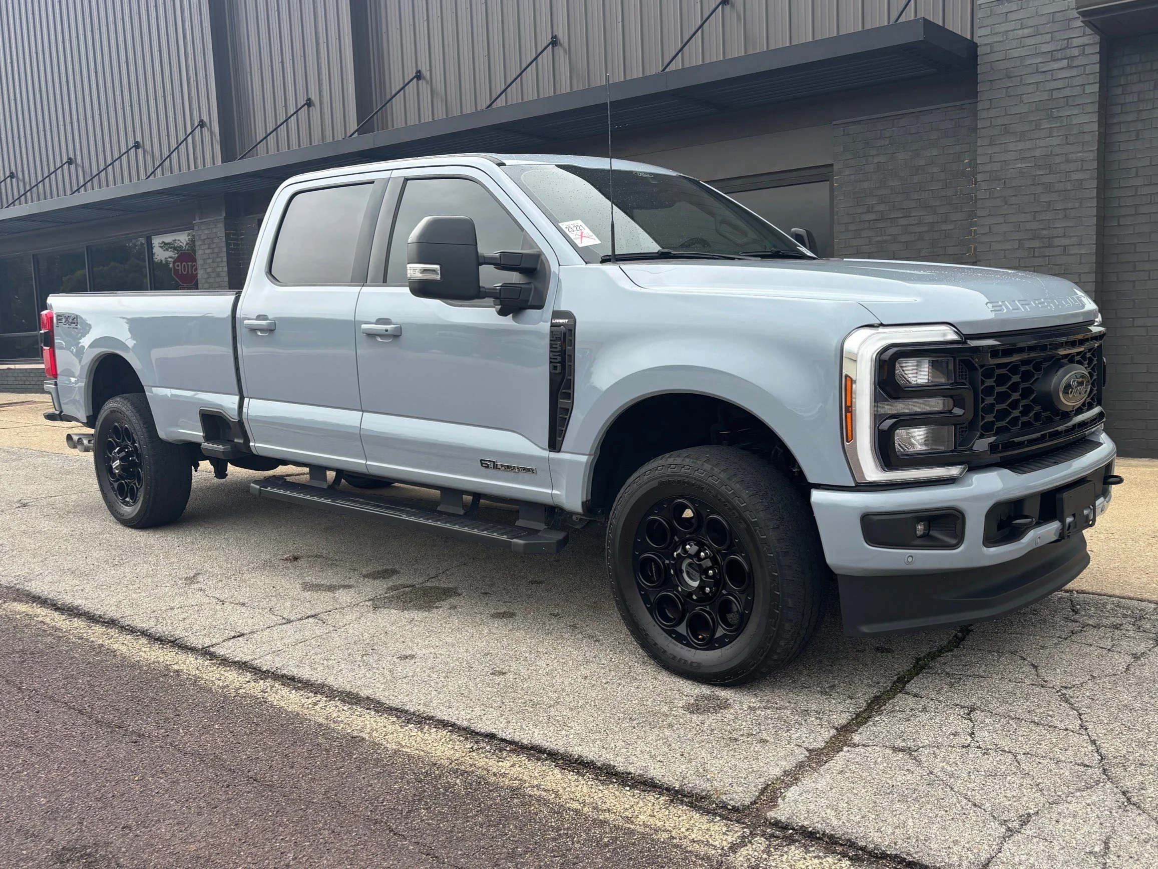 Used 2025 Glacier Gray Metallic Tri-Coat Ford LARIAT image 3
