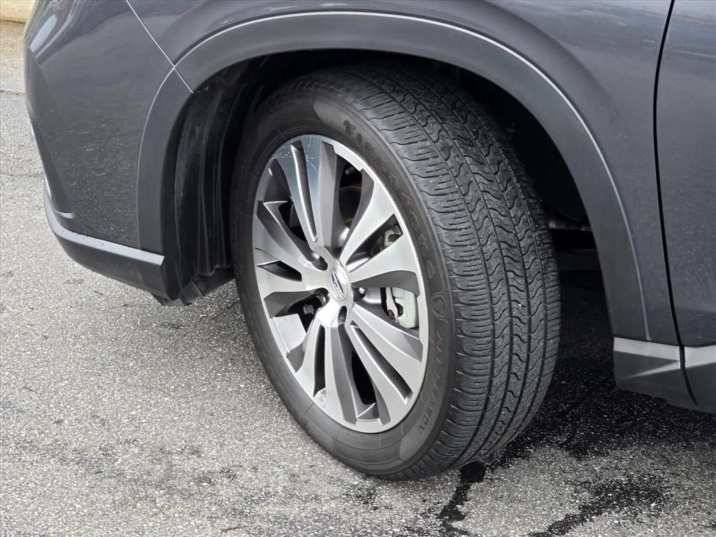 Used 2022 Gray Subaru Limited image 27