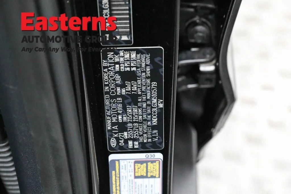 Used 2021 Black Kia EX image 32