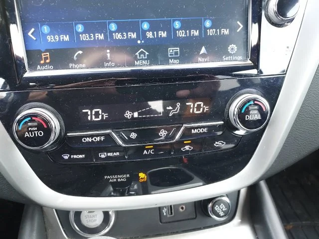 Used 2018 White Nissan SL image 14