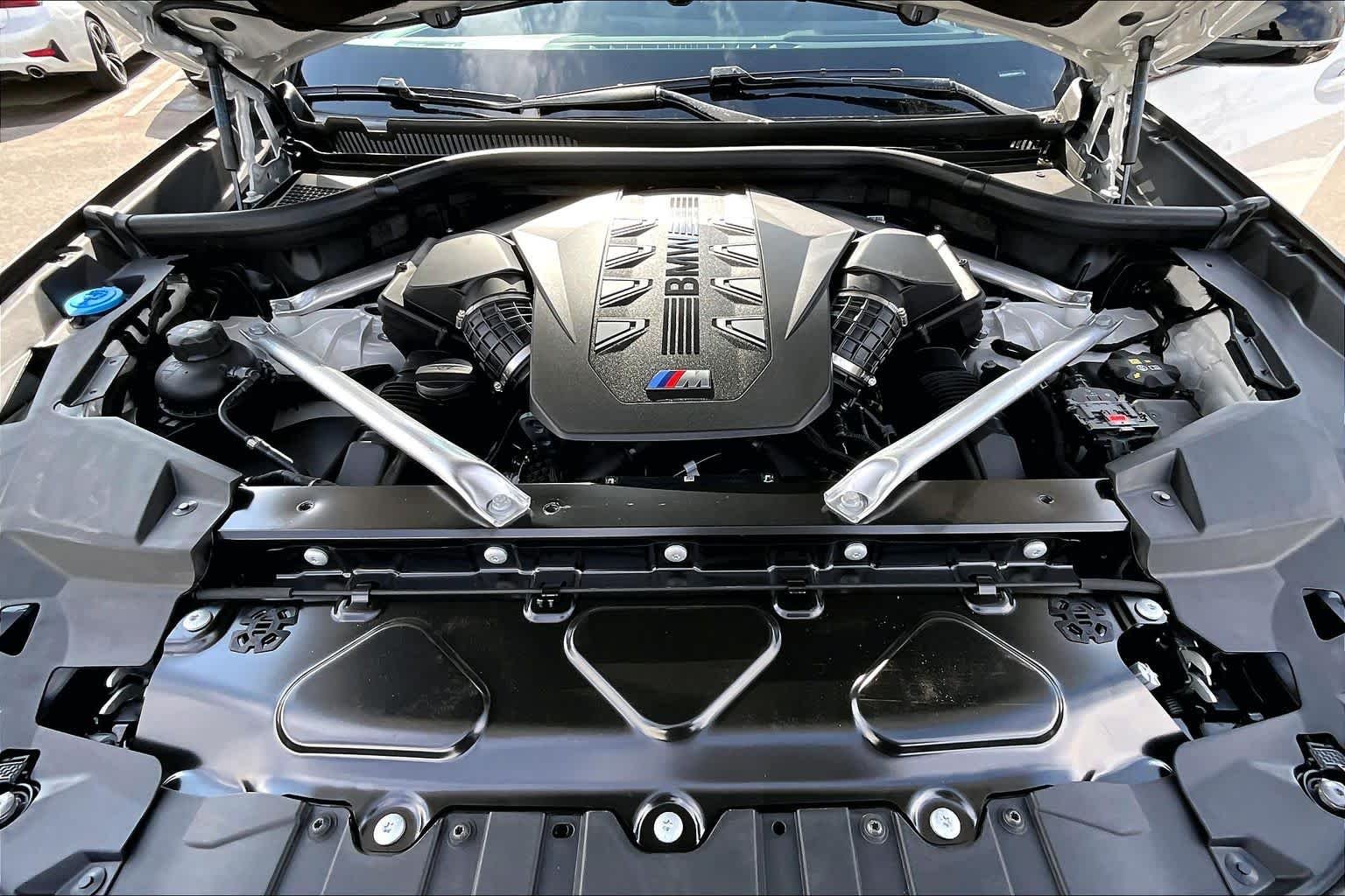 New 2026 Alpine White BMW M60i image 16