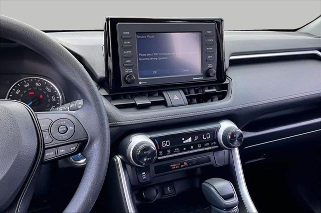 Certified Used 2022 SILVER SKY METALLIC Toyota  image 7