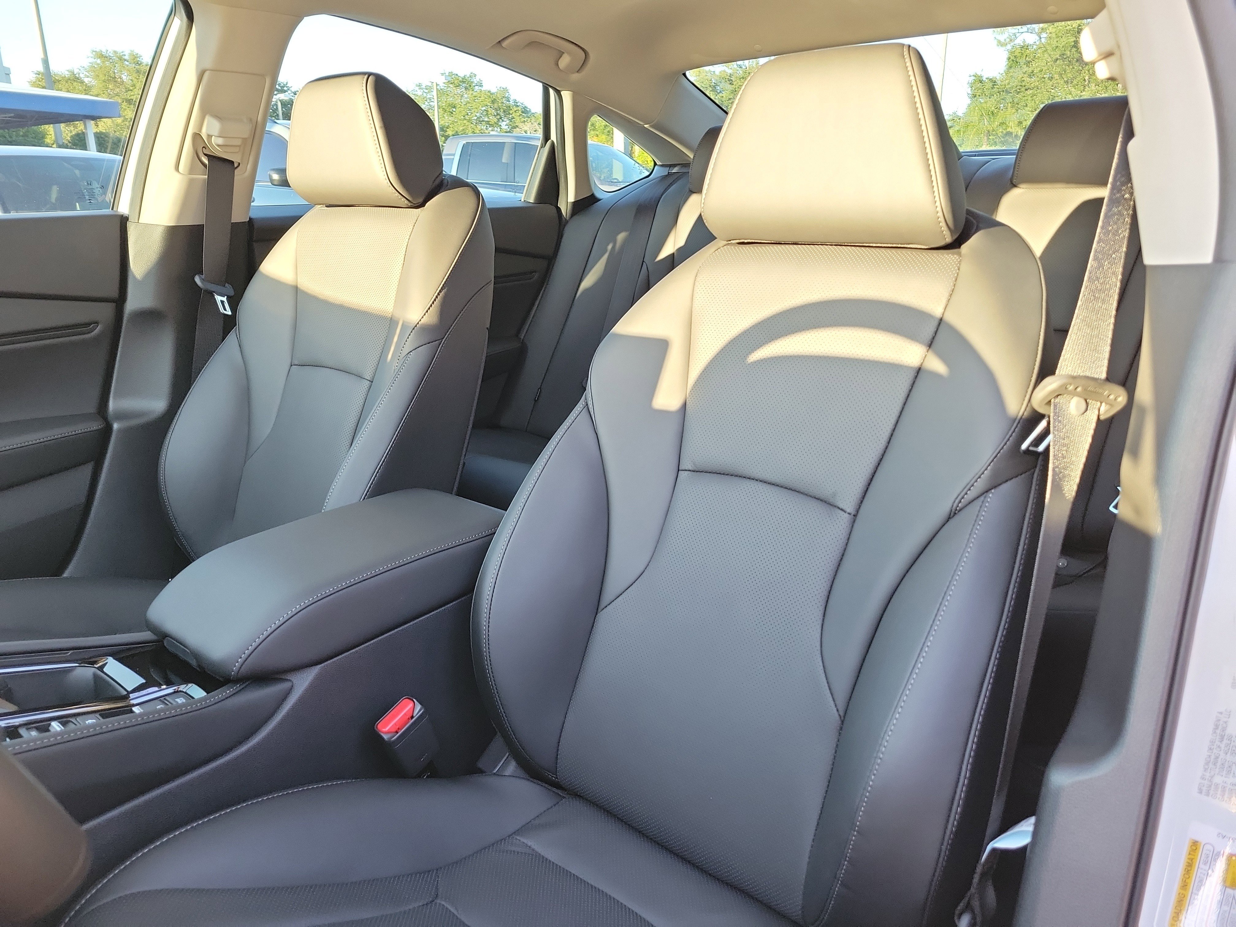 2026 Honda Accord Hybrid Touring - Photo 18