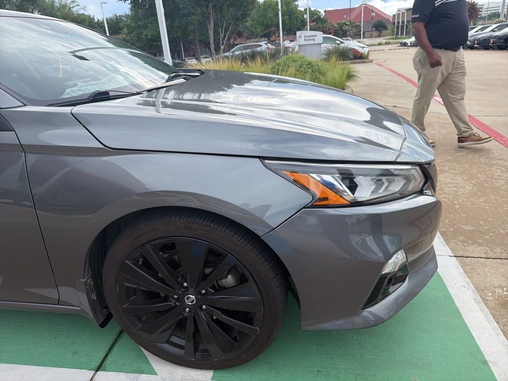 Used 2022 Gray Nissan 2.5 SR image 7