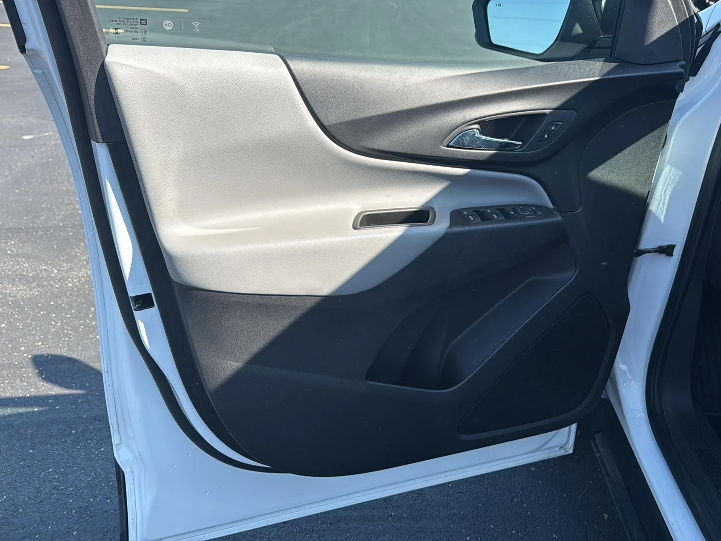Used 2024 Summit White Chevrolet LS image 19