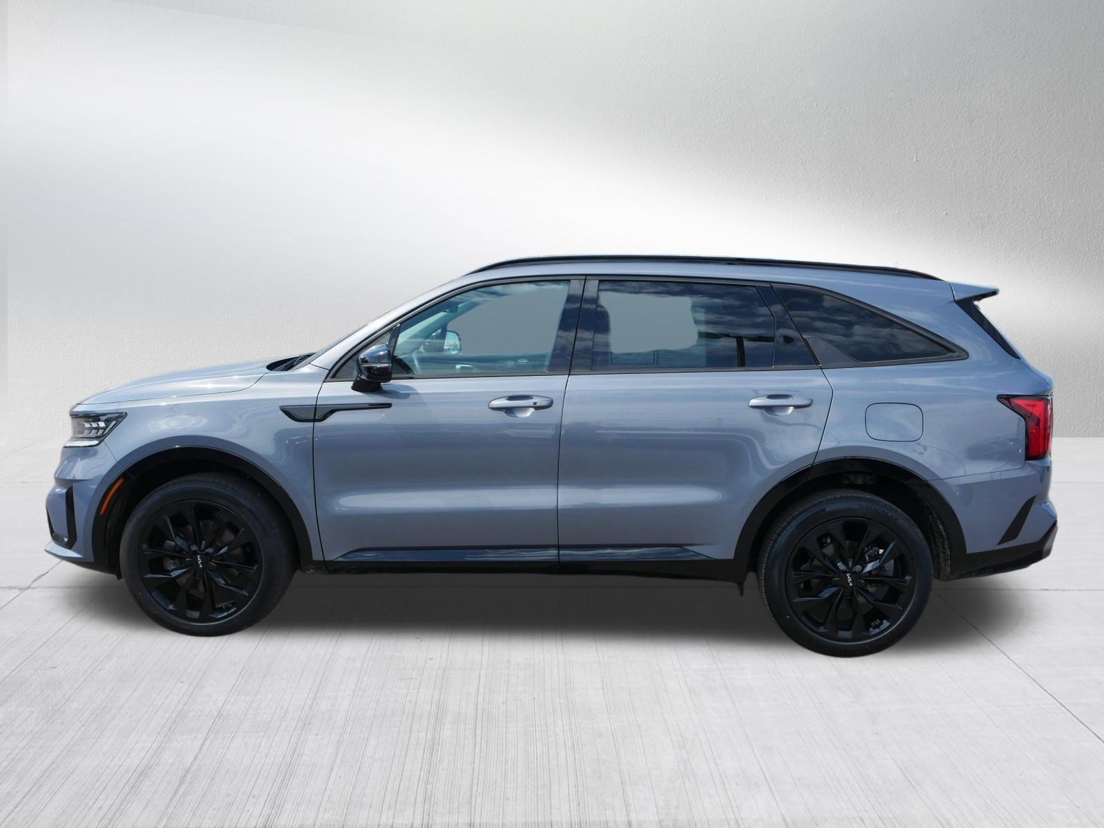 Certified Used 2023 Everlasting Silver Kia SX image 4
