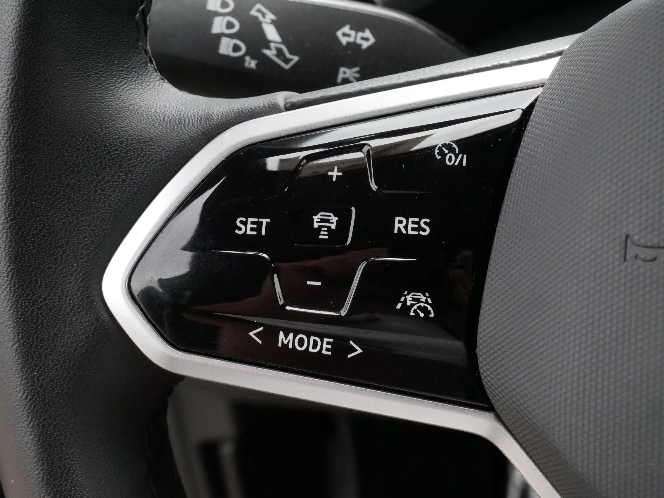 Certified Used 2023 Pure Gray Volkswagen Pro S image 25