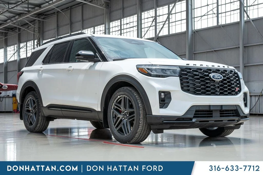 New 2026 Star White Metallic Tri-Coat Ford ST image 42
