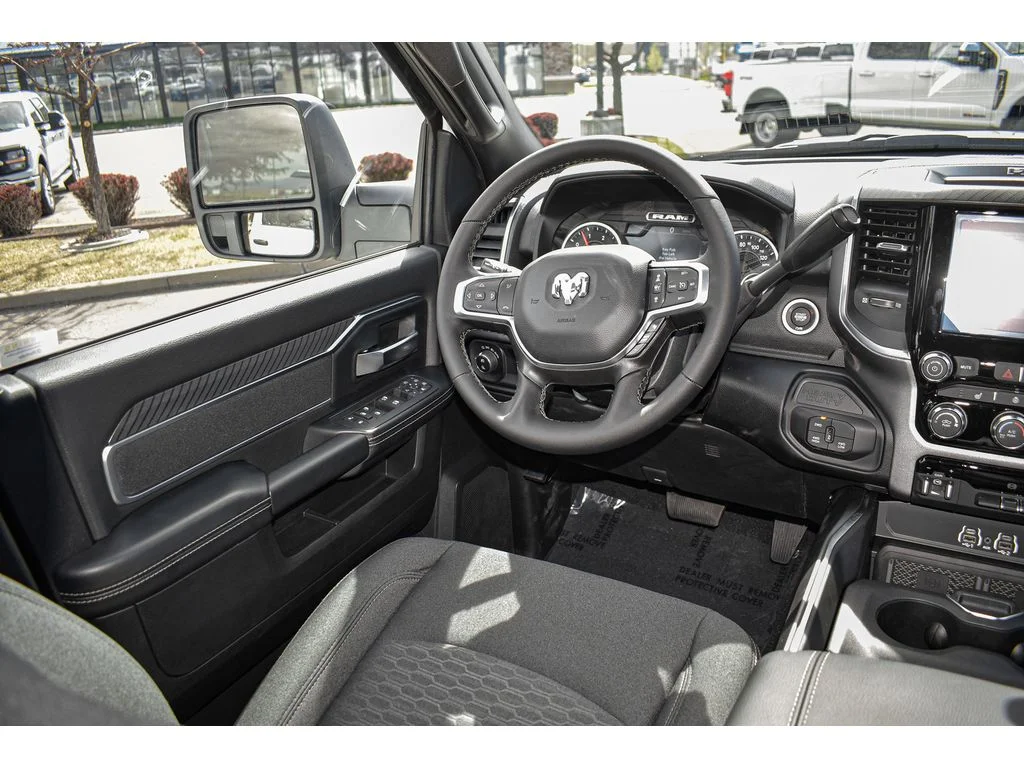2025 RAM 2500 Big Horn - Photo 9