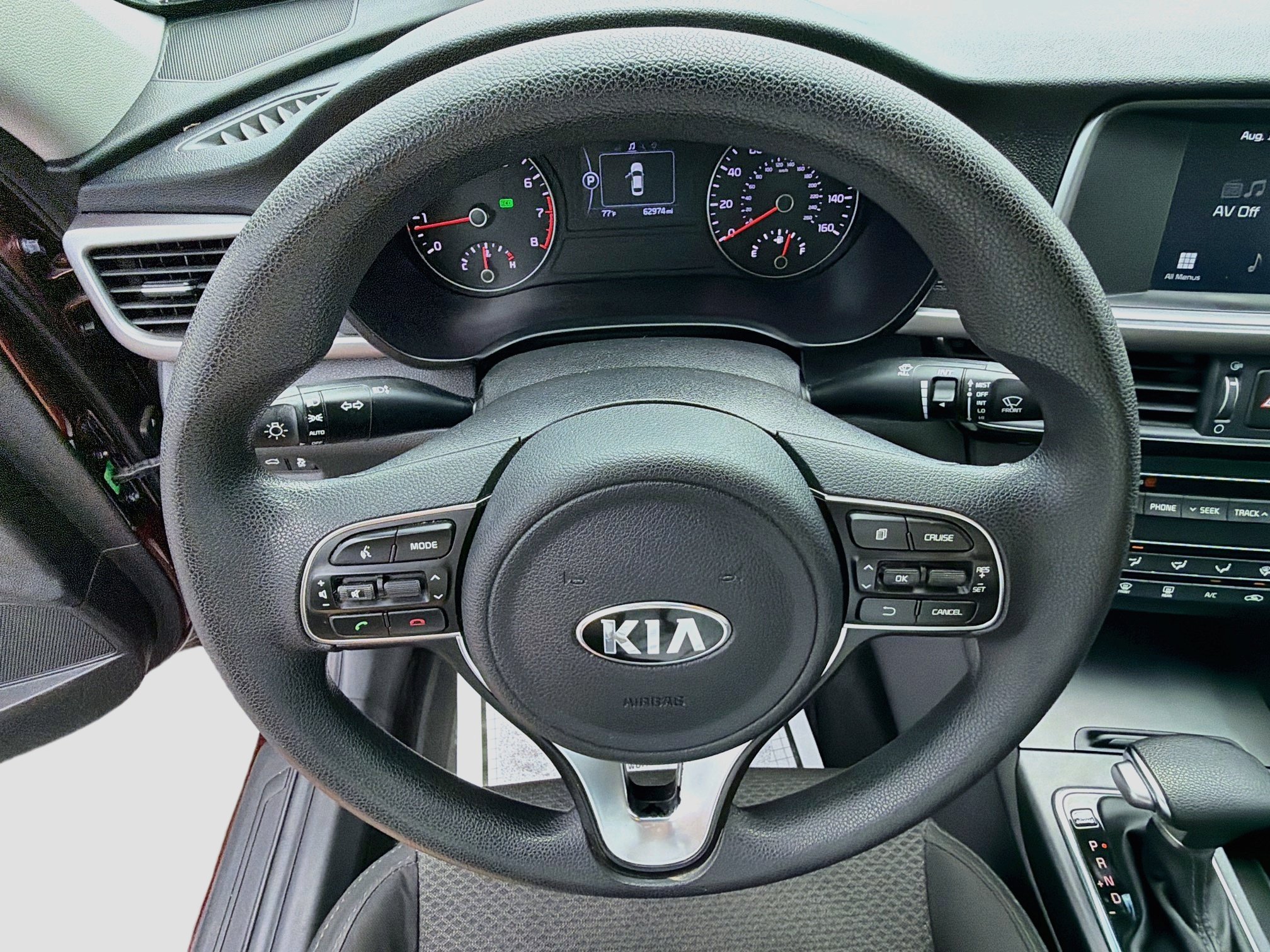 Used 2018 Sangria Kia LX image 33