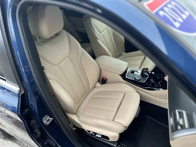Used 2022 Blue BMW sDrive30i image 28