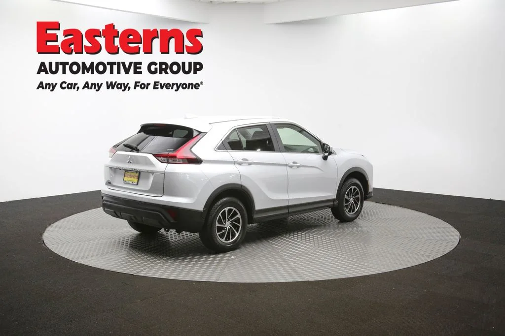 Used 2024 White Mitsubishi ES image 39