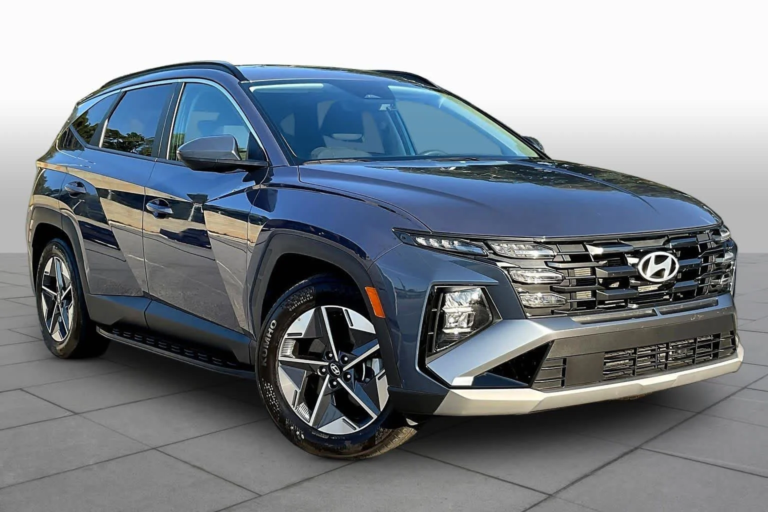 Used 2025 Atlantis Blue Hyundai SEL image 3