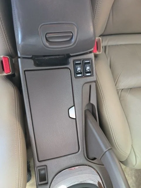 Used 2002 White Nissan GLE image 15
