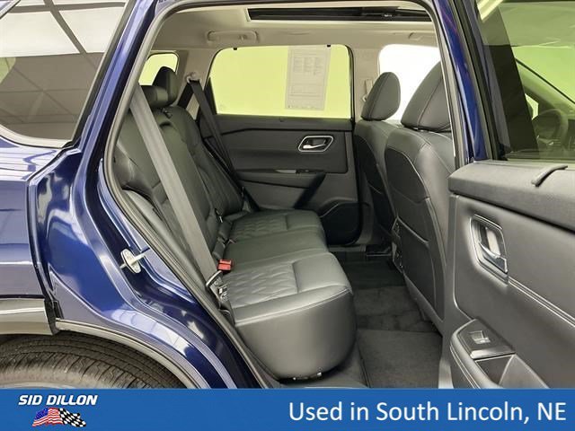 Used 2026 Deep Ocean Blue Pearl Nissan Platinum image 24