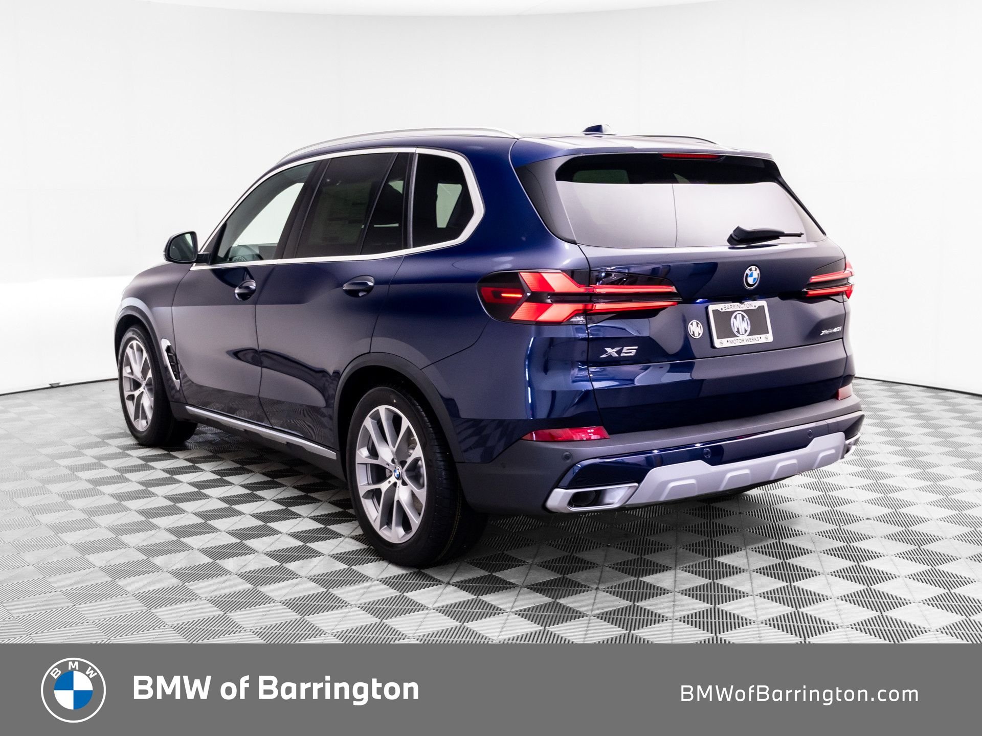 New 2026 Tanzanite Blue II Metallic BMW xDrive40i image 3