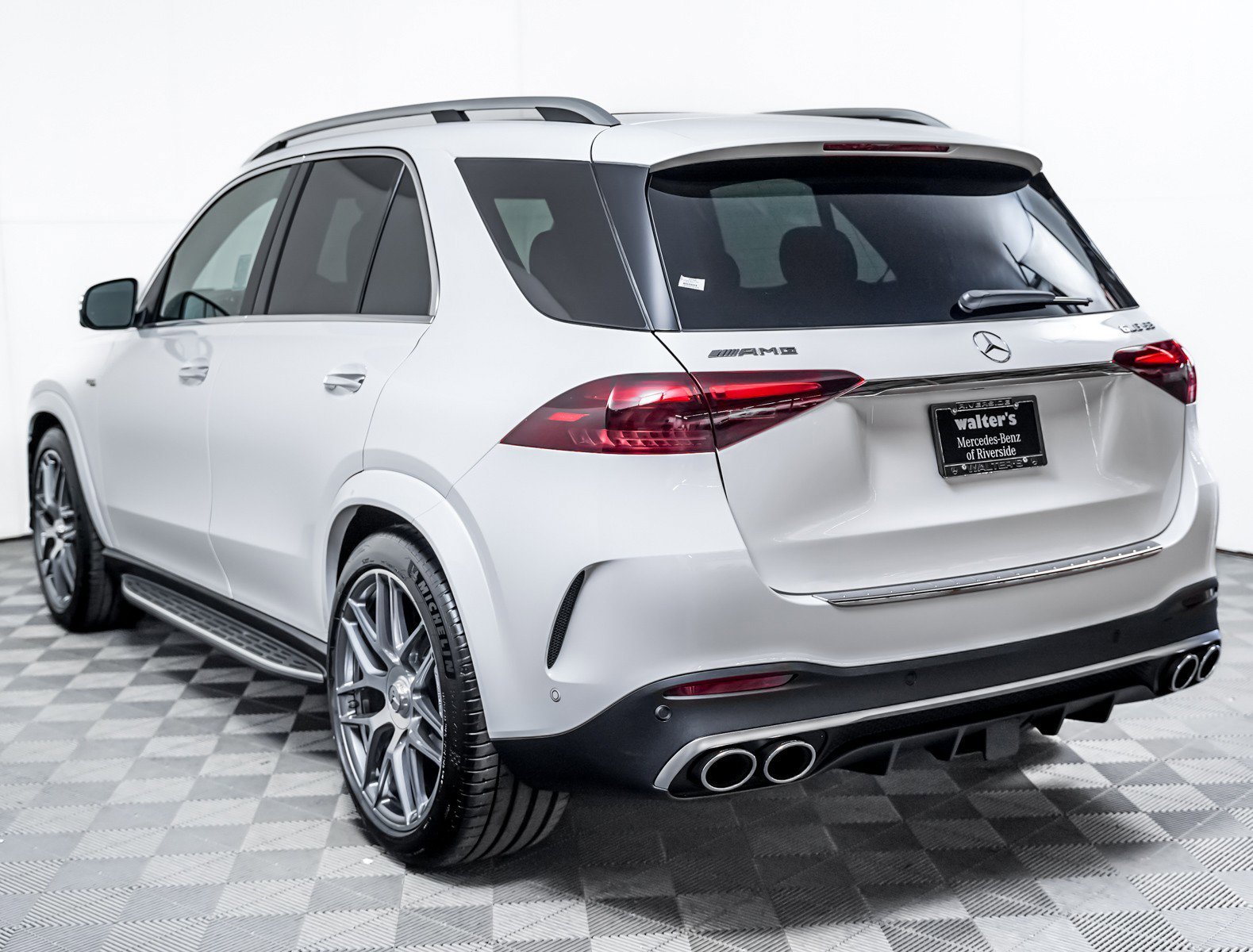 New 2026 Polar White Mercedes-Benz AMG® GLE 53 4MATIC+ SUV image 2