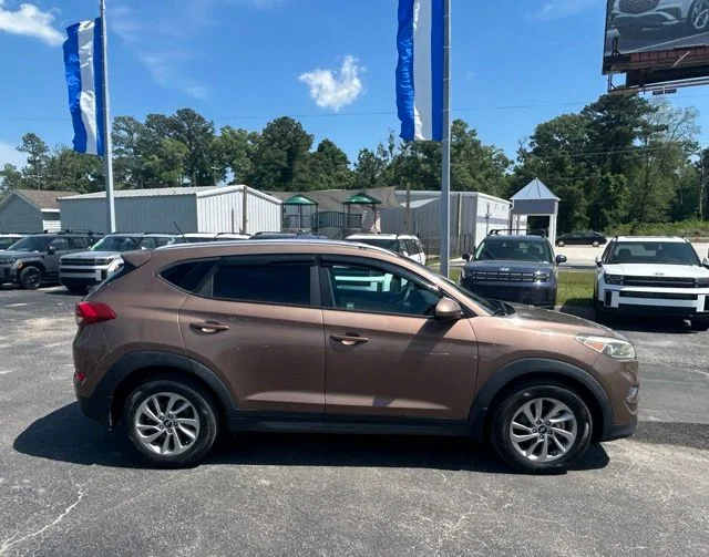 Used 2016 Hyundai Tucson SE with VIN KM8J33A48GU053722 for sale in New Bern, NC