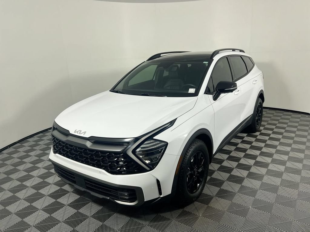 Used 2023 White Kia X-Pro Prestige image 9