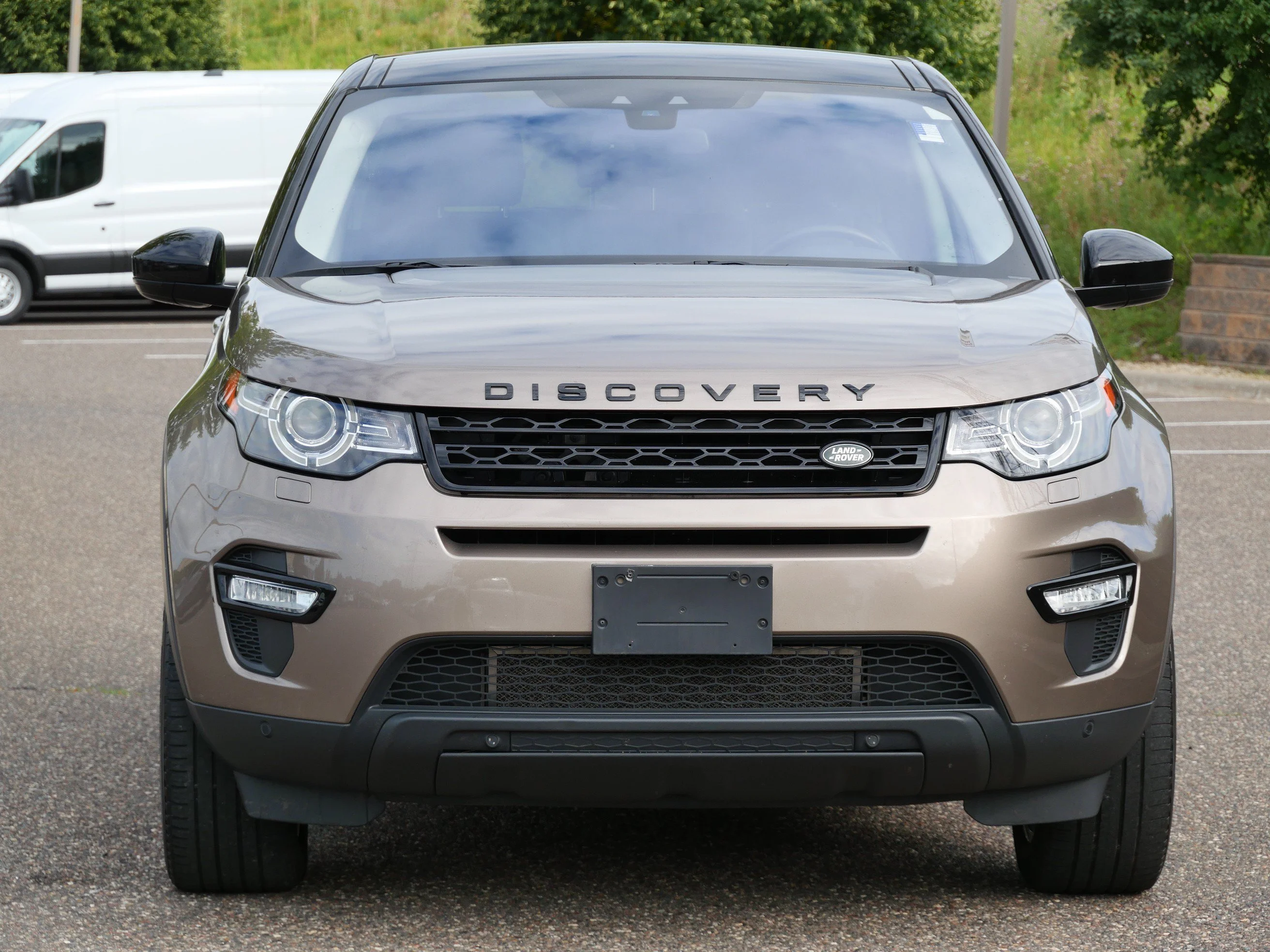 Used 2016 Land Rover Discovery Sport HSE with VIN SALCR2BG9GH546101 for sale in Eden Prairie, Minnesota