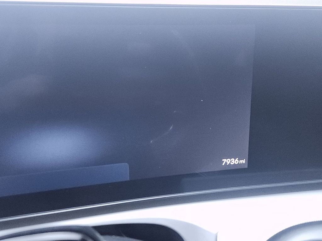 Used 2025 White Hyundai Limited image 15
