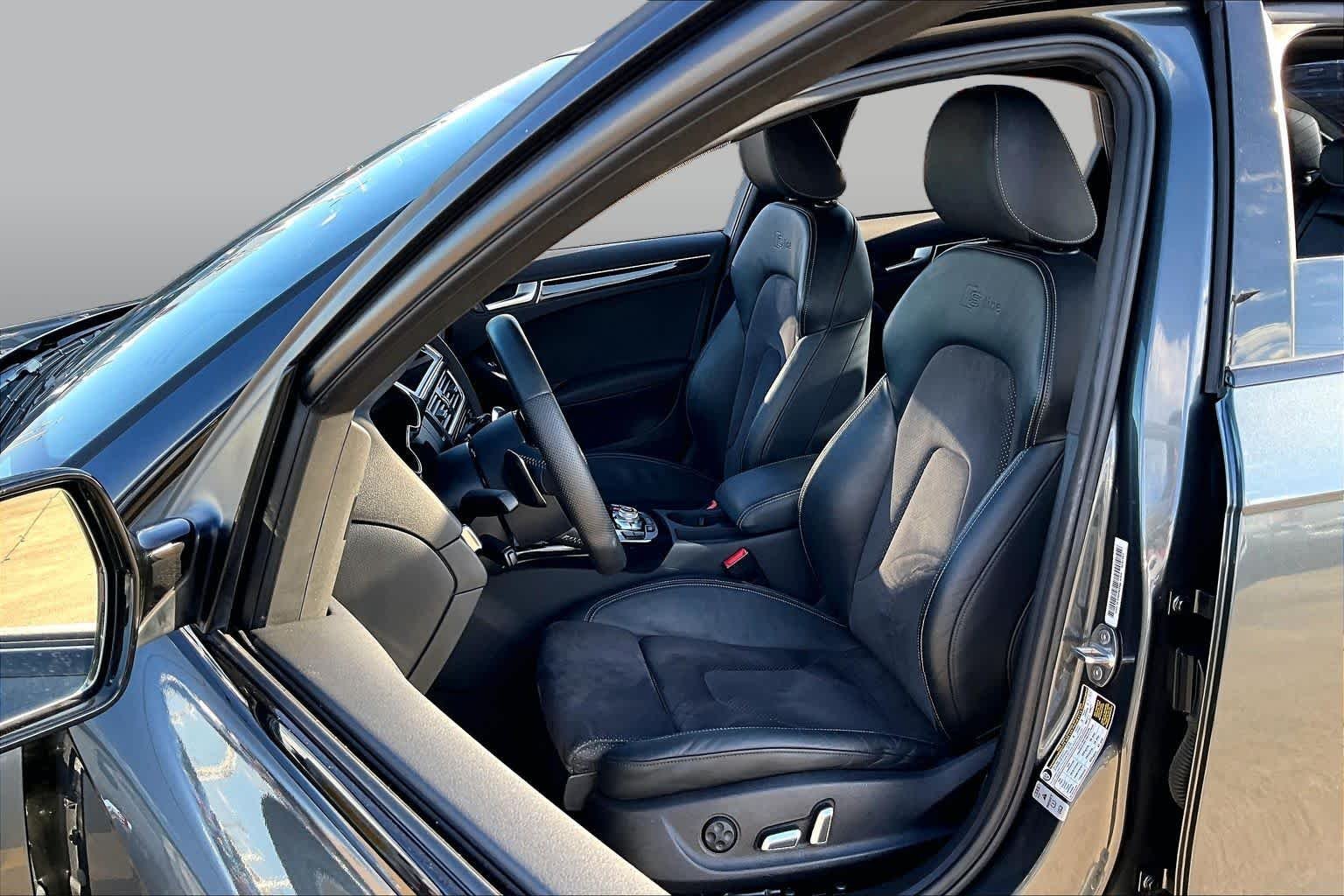 Used 2016 Daytona Gray Pearl Effect Audi Premium Plus image 8