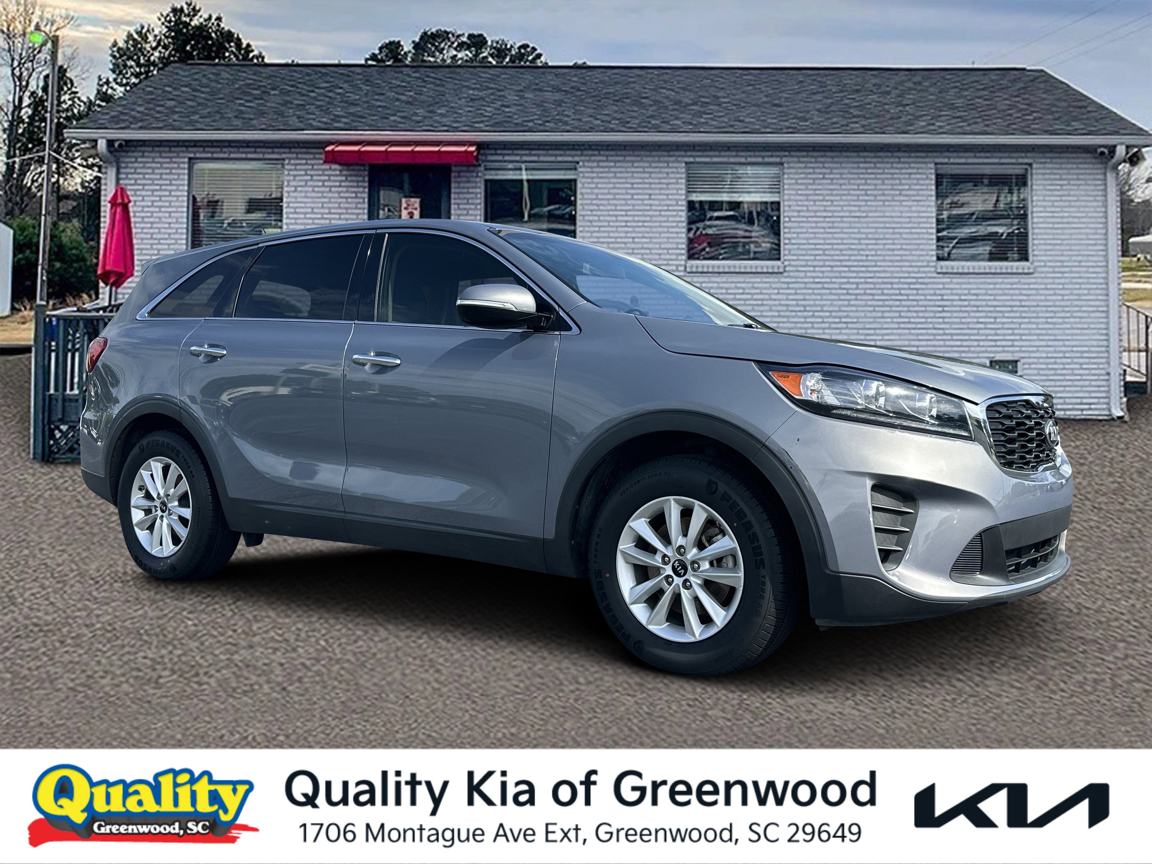 2020 Kia Sorento LX AT's photo