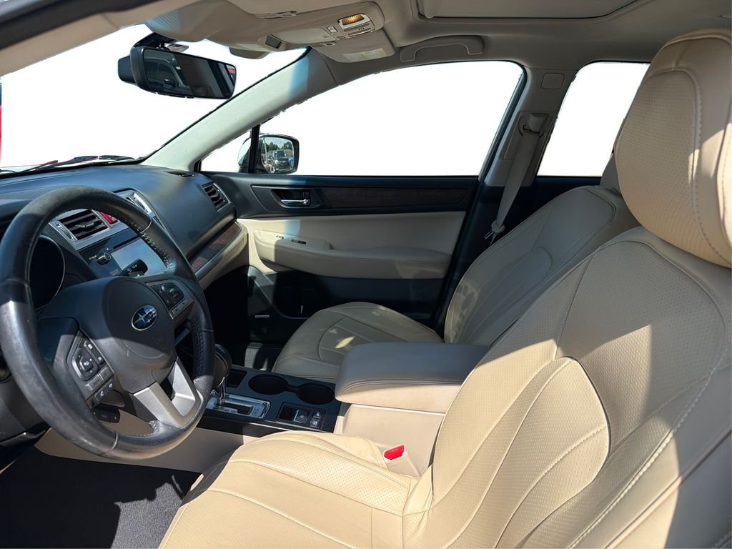 Used 2017 Crystal White Pearl Subaru Limited image 10