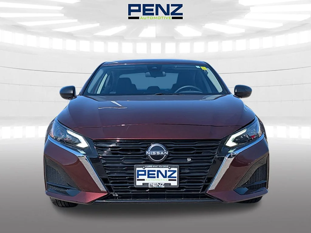 Used 2024 Nissan Altima SV with VIN 1N4BL4DV2RN319595 for sale in Rochester, Minnesota