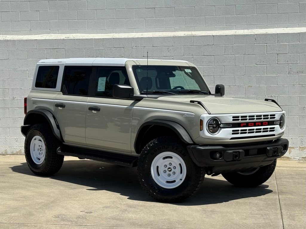 2026 Ford Bronco Heritage Edition 4x4's photo