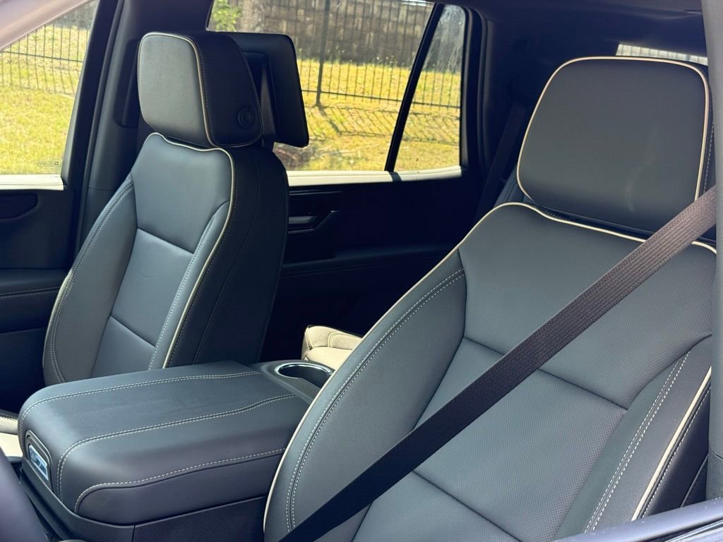 2026 GMC Yukon Elevation - Photo 15