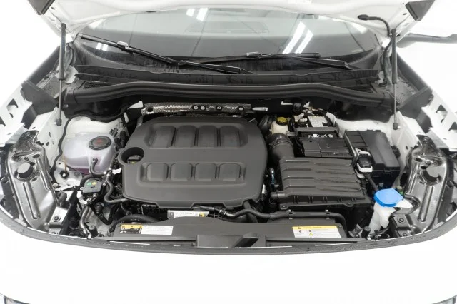 New 2026 Pure White Volkswagen 2.0T S image 32