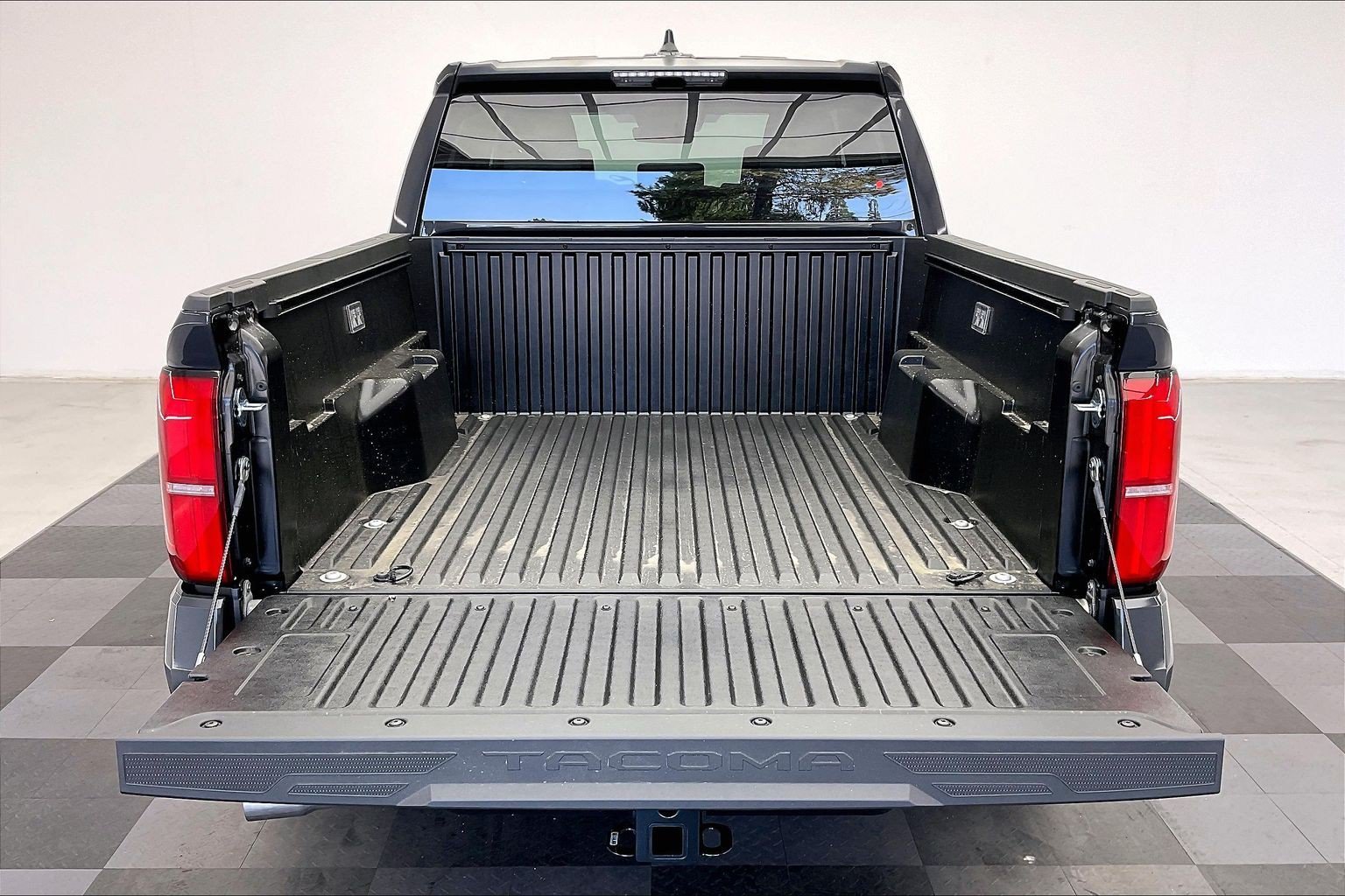 New 2026 Underground Toyota SR5 image 11