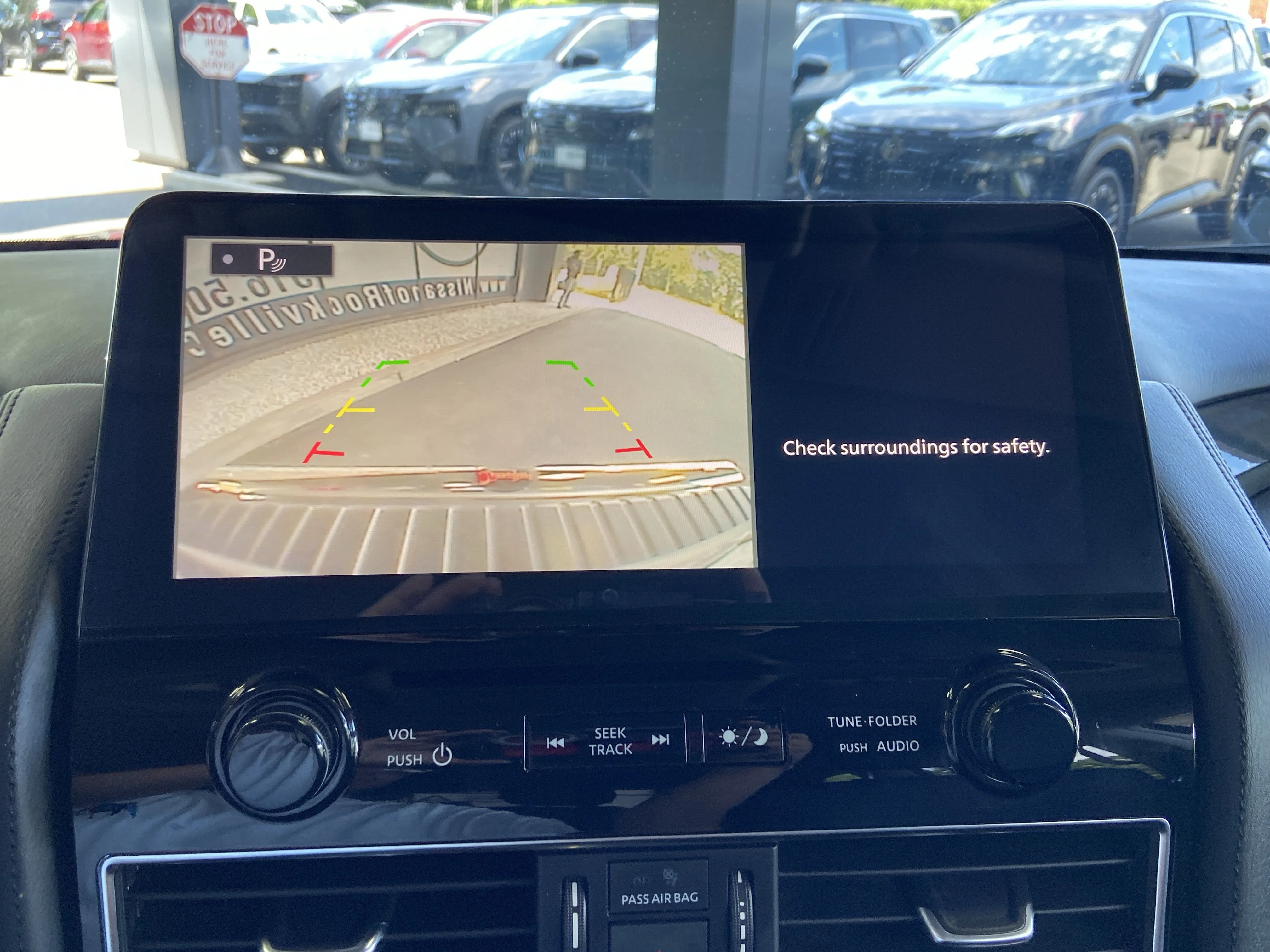 2023 Nissan Armada SV - Photo 19