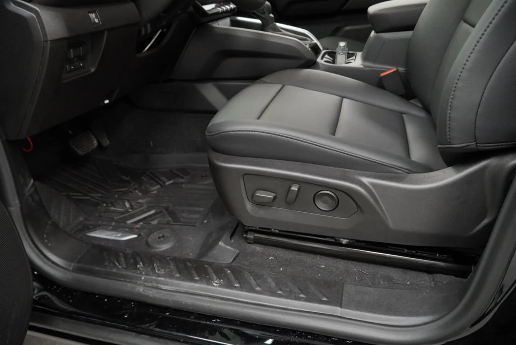 New 2026 Black Chevrolet Trail Boss image 22