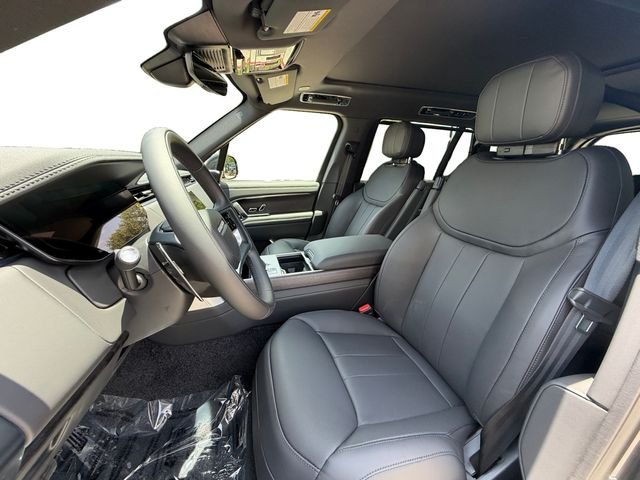 New 2026 Carpathian Grey Land Rover SE image 10