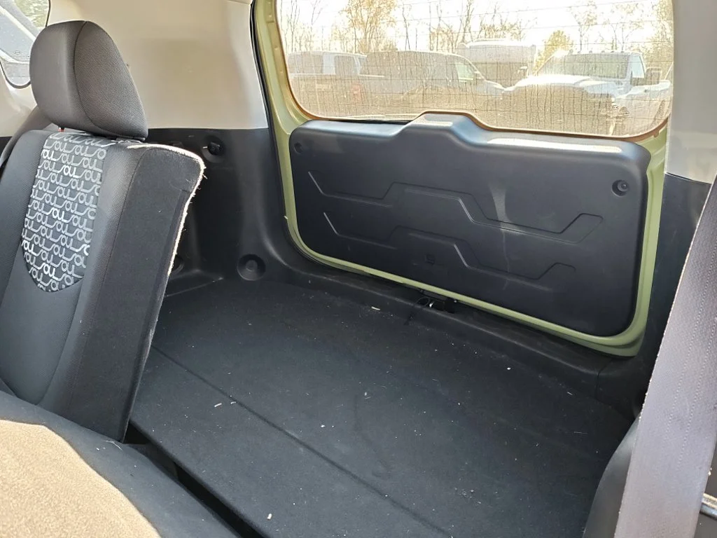 Used 2011 Green Kia Plus image 7