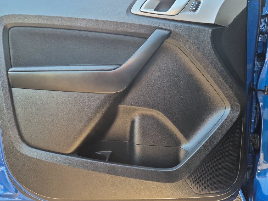 Used 2020 Blue Ford XLT image 27