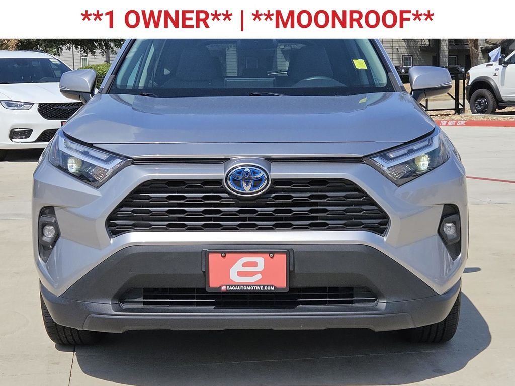 Used 2023 Silver Toyota XLE Premium image 2