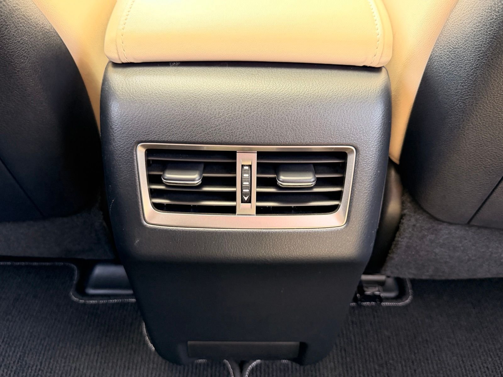 Used 2021 White Pearl Lexus 350L image 16