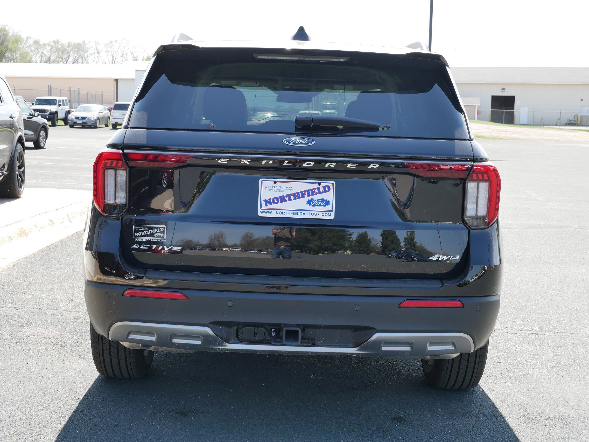 View vehicle photo 7