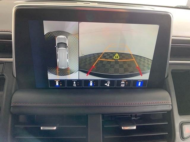 Used 2022 White Chevrolet RST image 4